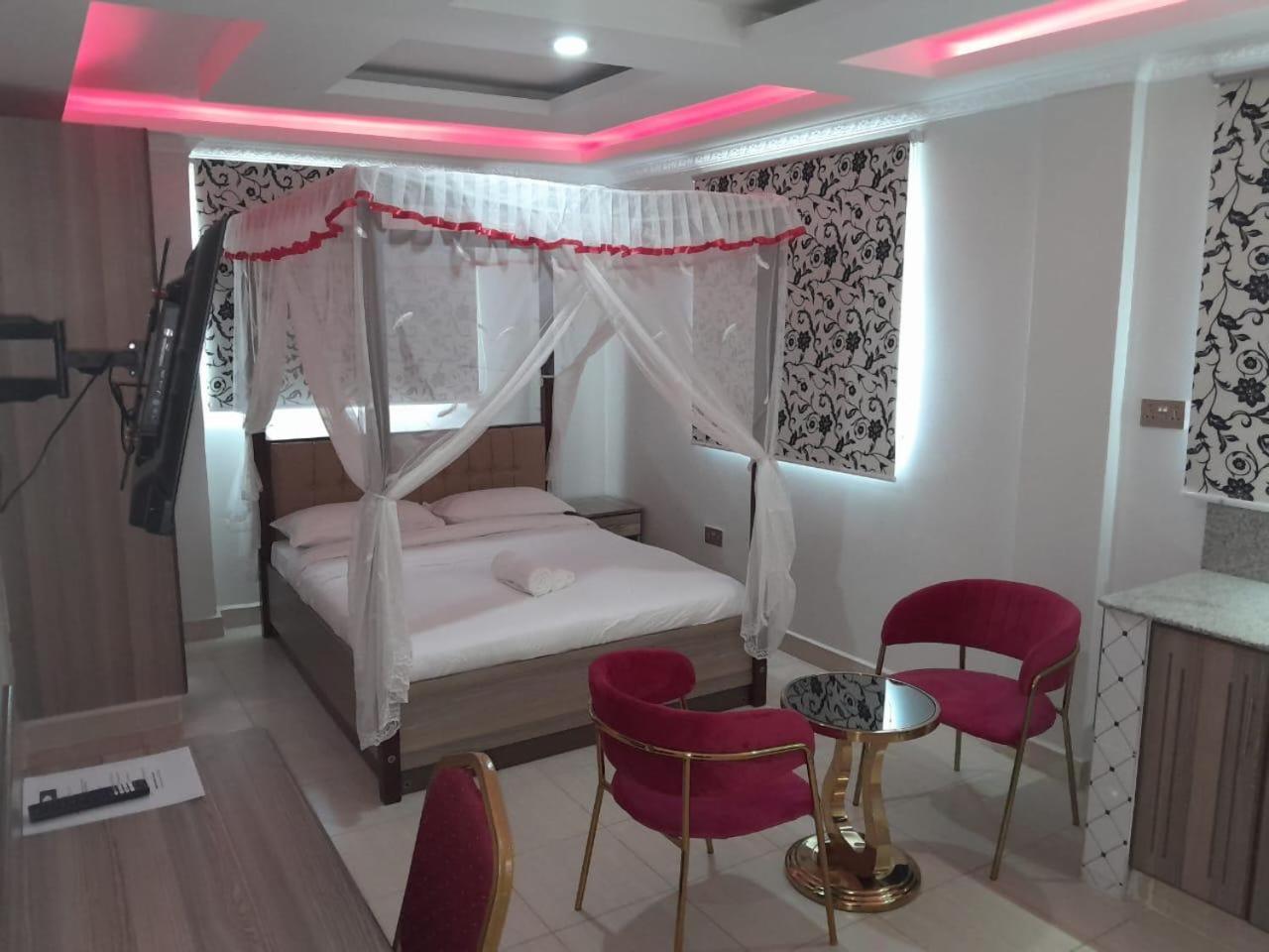 Equine Hotel Ruiru 外观 照片